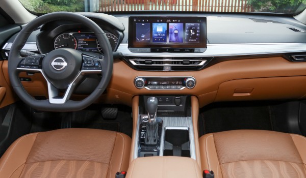 日產(chǎn)天籟頂配多少錢 2021款天籟頂配24萬(wàn)(二手8萬(wàn))