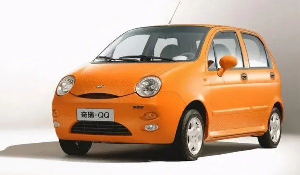 奇瑞qq冰淇淋新能源汽車價(jià)格及圖片 奇瑞qq冰淇淋售價(jià)3萬一輛