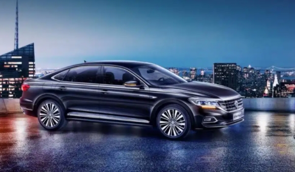 帕薩特330tsi報(bào)價(jià) 2023款車(chē)型帕薩特330tsi售價(jià)20.59萬(wàn)起（共16款車(chē)型在售）