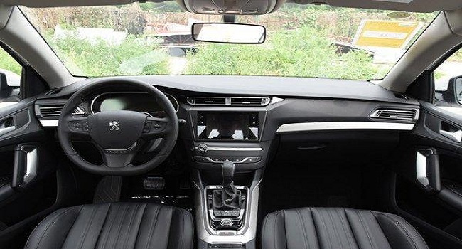 哪一年的標(biāo)致408最好，2013年款成為經(jīng)典款