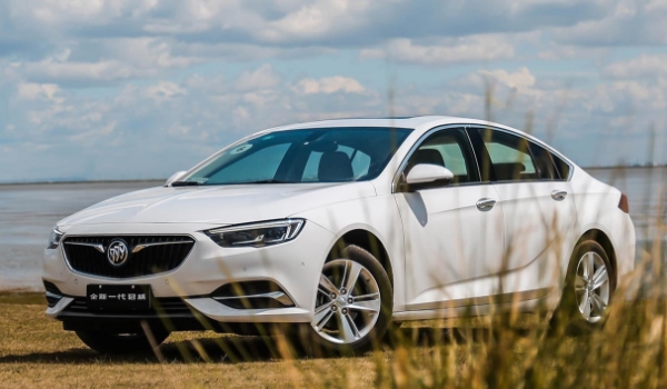 別克君威和君越哪個(gè)好 兩輛車各有優(yōu)勢(shì)（根據(jù)不同需求購(gòu)買使用）