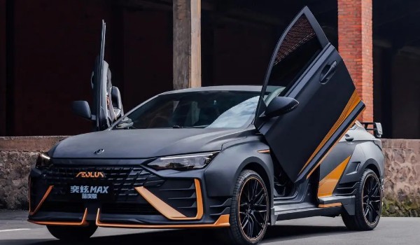 風(fēng)神奕炫max暗夜剪刀門多少錢 剪刀門售價(jià)13萬(wàn)一輛(落地15萬(wàn))