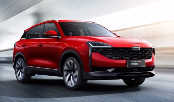 觀致7詳細(xì)介紹 車輛定位是緊湊型SUV（廠商指導(dǎo)價格10.98萬元到15.98萬元）