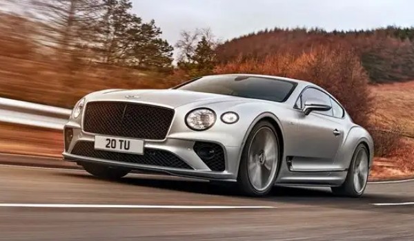 賓利歐陸2022款價(jià)格圖片 2022款歐陸售價(jià)305萬一輛(落地價(jià)366萬)