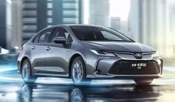 汽車油耗排行榜 日產(chǎn)軒逸排第一(油耗實(shí)測3.9L)