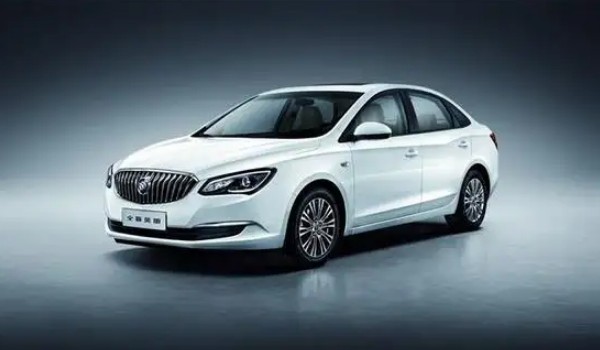 汽車油耗排行榜 日產(chǎn)軒逸排第一(油耗實(shí)測3.9L)