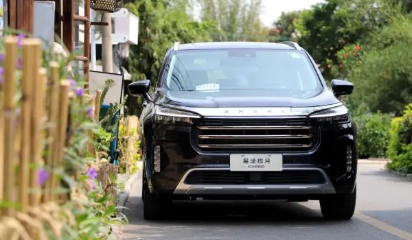 星途攬?jiān)沦|(zhì)量怎么樣值得買嗎 最大輸出馬力261匹(油耗實(shí)測9.8L)