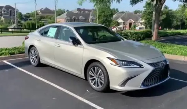 雷克薩斯es二手車報(bào)價(jià) 雷克薩斯es二手價(jià)17萬(wàn)(表顯里程11.14萬(wàn)公里)