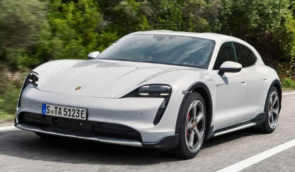 保時捷新能源50多萬 taycan售價89萬(續(xù)航可達(dá)538km)