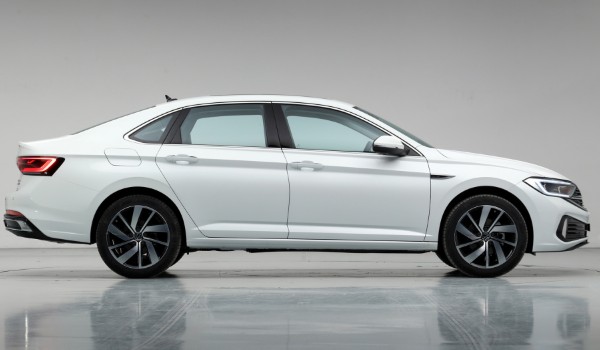 大眾速騰油耗怎么樣啊 油耗實(shí)測7L(一公里消耗6毛錢)