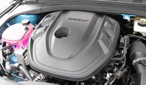 吉利星瑞的發(fā)動(dòng)機(jī)怎么樣 最大輸出馬力190匹(搭載2.0T發(fā)動(dòng)機(jī))