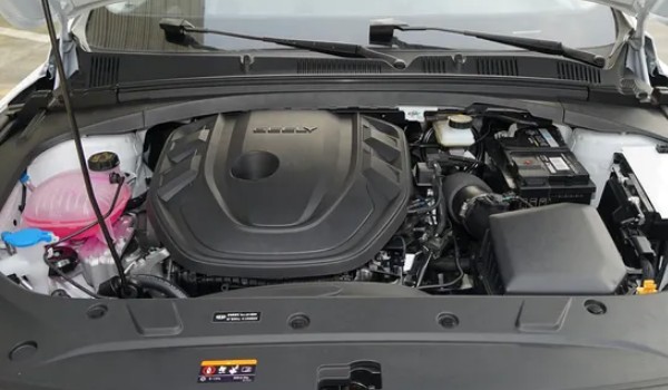 吉利星瑞這款車怎么樣 車身長(zhǎng)達(dá)4.7米(最大馬力可達(dá)190匹)