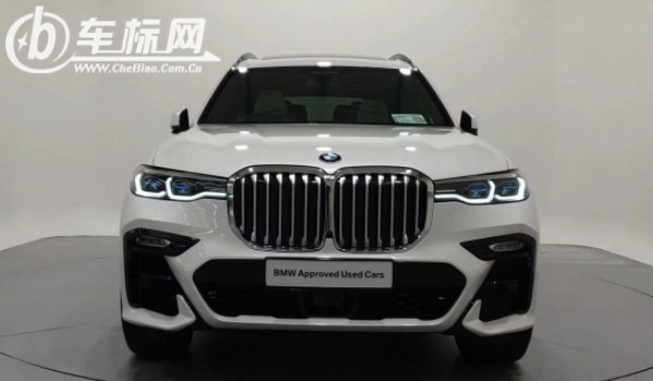 寶馬x7報(bào)價(jià)2022款價(jià)格及圖片 2022款寶馬x7售價(jià)100萬(wàn)元(落地111萬(wàn))