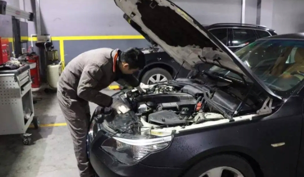 汽車(chē)保養(yǎng)去哪里保養(yǎng)比較好 可以到品牌售后服務(wù)部門(mén)（專(zhuān)業(yè)的保養(yǎng)）