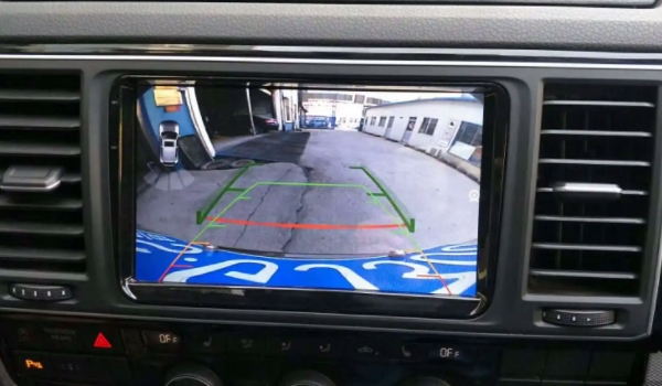 倒車(chē)影像不顯示是什么原因 多種原因?qū)е麓藛?wèn)題（詳細(xì)檢查）