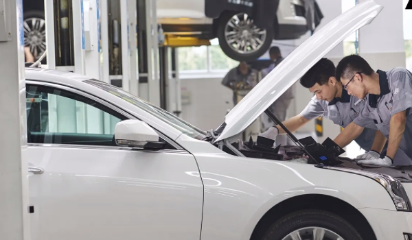 4s店保養(yǎng)和外面保養(yǎng)有什么區(qū)別 價(jià)格，配件，技術(shù)都有所不同