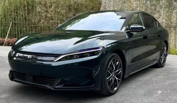 比亞迪漢純電動(dòng)2021款落地價(jià) 2021款漢落地22萬(wàn)(分期首付6萬(wàn))