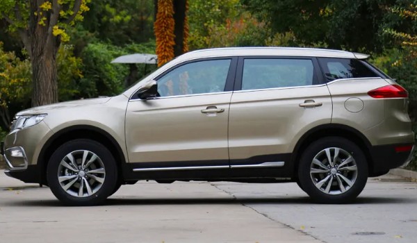 吉利博越l怎么樣值得買嗎 百公里油耗實(shí)測(cè)7.6L(馬力可達(dá)218匹)