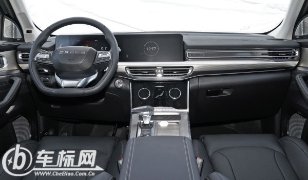 攬?jiān)滦姓廊A版2022價(jià)格 沒(méi)有行政豪華版車(chē)型(攬?jiān)率蹆r(jià)17萬(wàn)一輛)