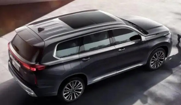 攬?jiān)滦姓廊A版2022價(jià)格 沒(méi)有行政豪華版車(chē)型(攬?jiān)率蹆r(jià)17萬(wàn)一輛)