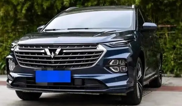 五菱凱捷怎么樣值得買(mǎi)嗎 油耗實(shí)測(cè)7.9L(輸出馬力可達(dá)177匹)