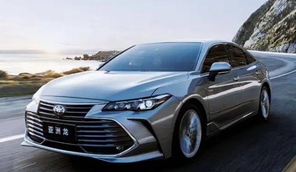 豐田亞洲龍值不值得購(gòu)買 車身接近5米(百公里油耗8L)