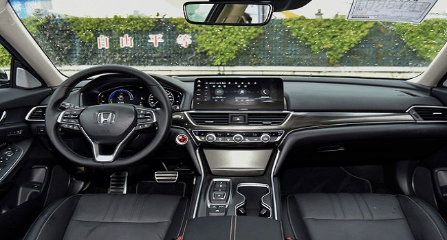 本田雅閣裸車價多少，20萬不到的價格擁有B級轎車