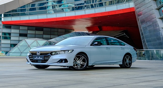 2022款本田雅閣尊貴版落地價(jià)，混動(dòng)版車型燃油經(jīng)濟(jì)性是亮點(diǎn)