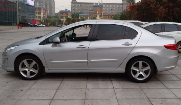 2010款標(biāo)致408費油嗎 2010款標(biāo)致408不費油（使用效果好）