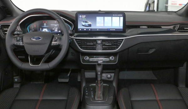 福特?？怂褂秃母邌?油耗實測8.6L(一公里消耗7毛錢)