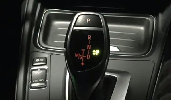 sport是什么意思 是機(jī)動(dòng)車(chē)輛的運(yùn)動(dòng)模式（有效增強(qiáng)車(chē)輛動(dòng)力）