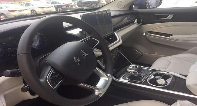 紅旗10萬(wàn)一15萬(wàn)SUV，紅旗HS3是你不錯(cuò)的選擇