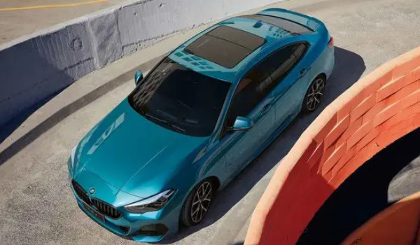 寶馬2系分期首付多少錢(qián) 分期首付8萬(wàn)(36期月供5848元)