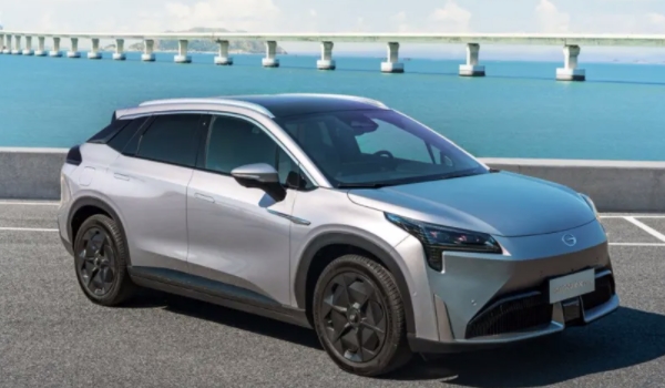 純電續(xù)航1000公里汽車推薦 目前蔚來(lái)ET7/AION LX Plus能續(xù)航1000