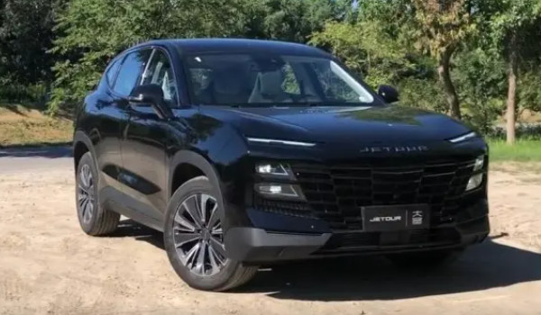 捷途大圣參數(shù)配置 車身長達4.5米(搭載1.6T發(fā)動機)