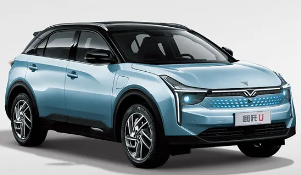 哪吒u智2022款電動汽車報(bào)價(jià) 2022款哪吒u售價(jià)12萬(二手價(jià)8萬)