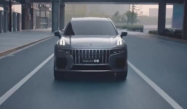 領克09分期首付多少 分期首付7萬(36期月供5558元)