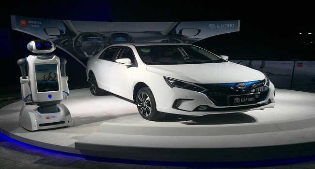 比亞迪e5純電動(dòng)車多少錢，22.98-24.98萬元還有更多優(yōu)惠等你