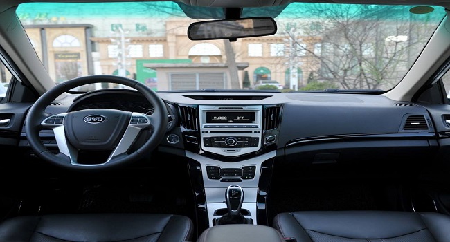 比亞迪e5純電動(dòng)車多少錢，22.98-24.98萬元還有更多優(yōu)惠等你