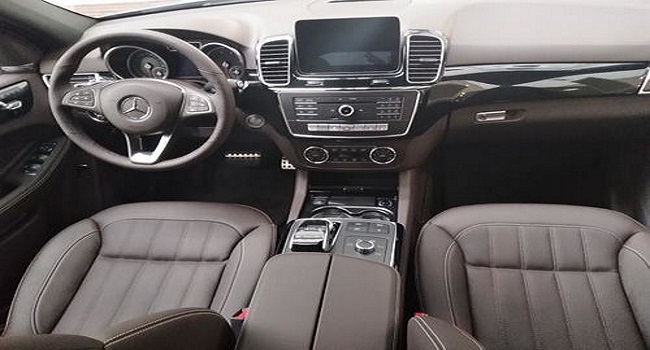 奔馳gle400最新價格2022款，69.98-87.06萬掩飾不住的奢華質(zhì)感