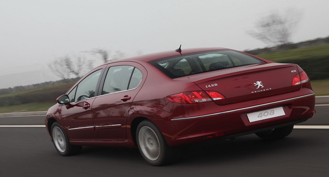 2010款標(biāo)致408費(fèi)油嗎，百公里油耗低至5.2L