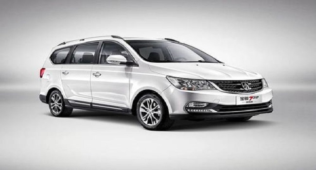 寶駿730油耗多少錢一公里，6.8L/100km居家代步首選車型