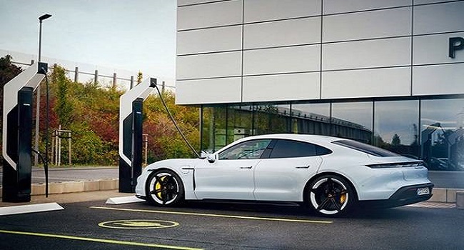 保時(shí)捷有新能源車嗎，保時(shí)捷新能源電動跑車Taycan受到了高度關(guān)注