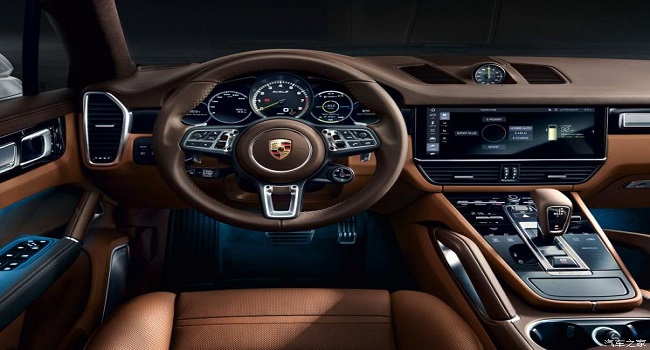 保時捷油電混合suv車多少錢，指導(dǎo)價為86.80-98.80萬元豪車就是豪價