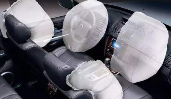 牧馬人安全性能怎么樣 主動安全配置豐富(搭載四個(gè)氣囊)