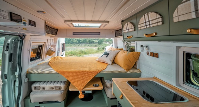 房車(chē)價(jià)格10萬(wàn)一20萬(wàn)，有了房車(chē)旅游不是夢(mèng)