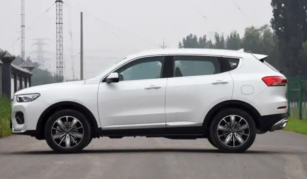 昂科拉和哈弗h6哪個(gè)值得買(mǎi) 哈弗h6馬力可達(dá)211匹(車(chē)身長(zhǎng)達(dá)4683mm)