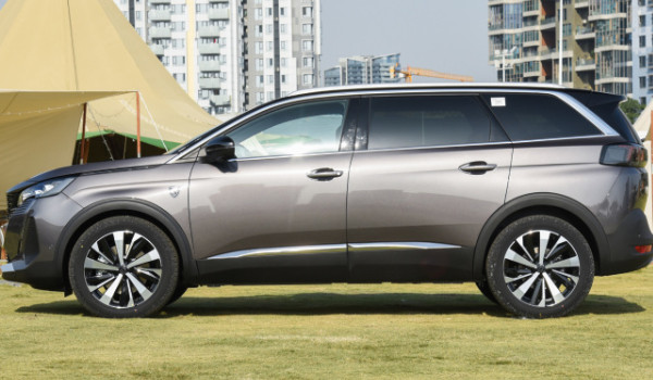 標(biāo)致5008分期多少錢 分期首付5萬(wàn)(36期月供3735元)