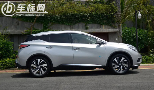 樓蘭二手車報(bào)價(jià)及圖片 二手樓蘭售價(jià)10萬(表顯里程6.11萬公里)