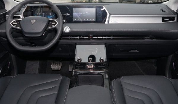 哪吒u分期首付多少錢 分期首付3萬(分期落地價13萬)